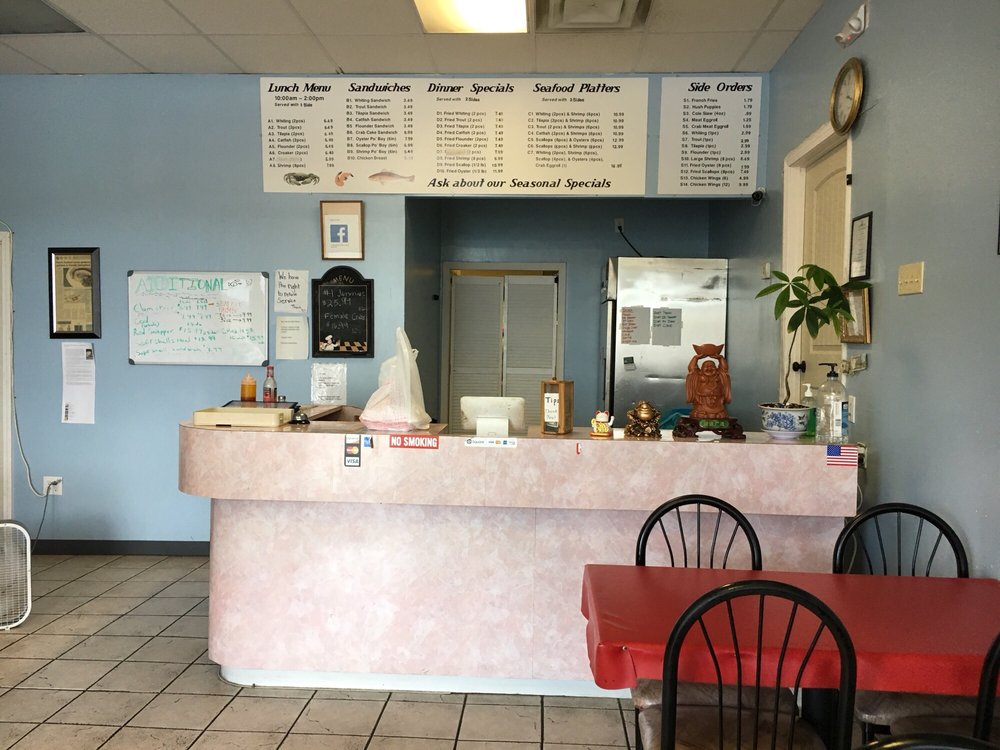 Peter's Seafood Llc 7232 Williamson Rd, Roanoke