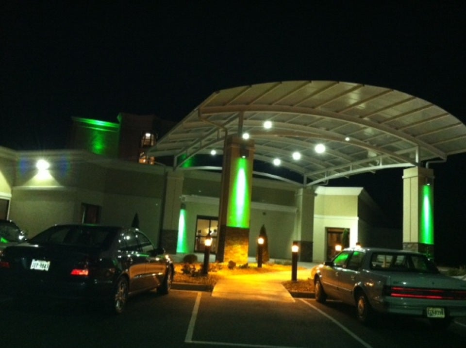 Staunton, VA Restaurants Open for Takeout, Curbside Service and/or