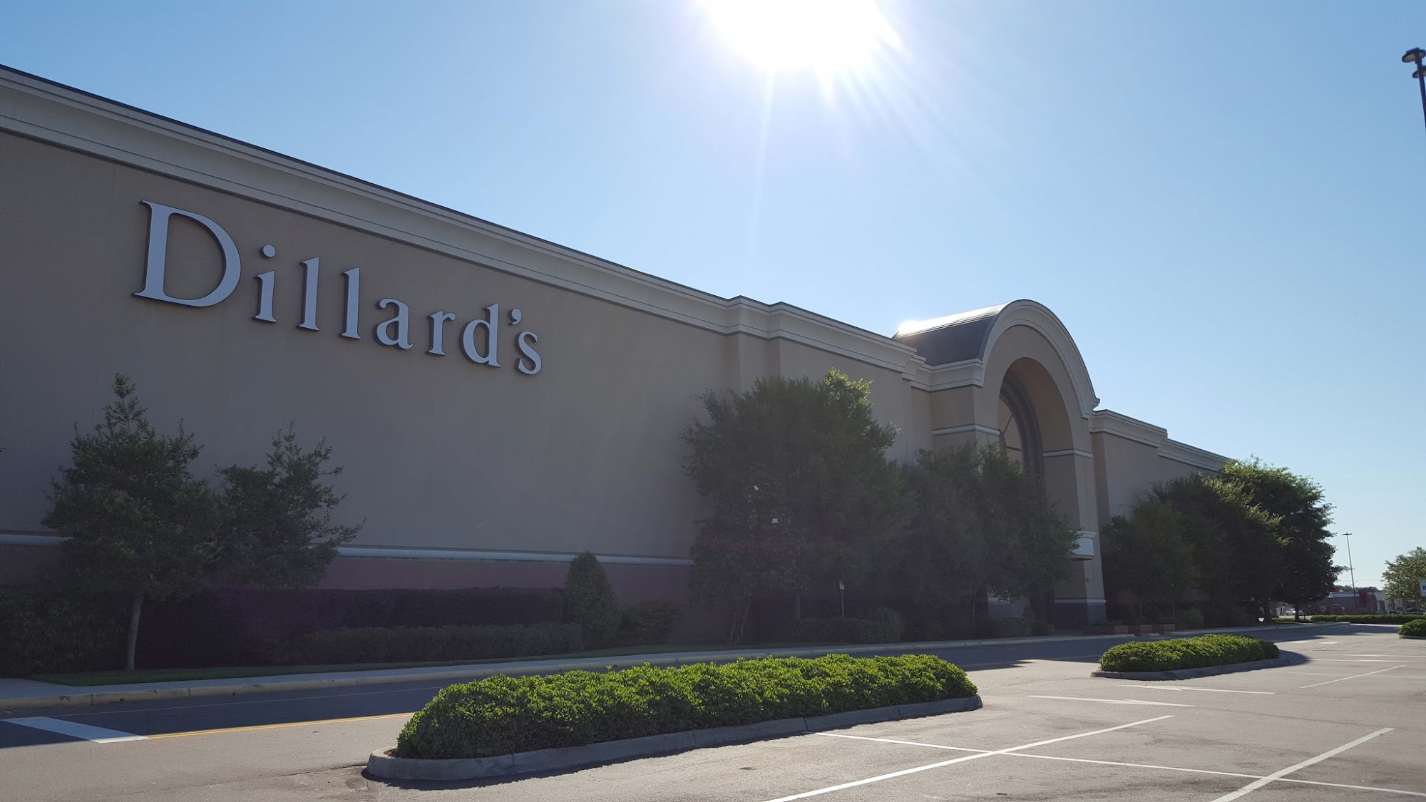 Dillard's: Lynnhaven Mall