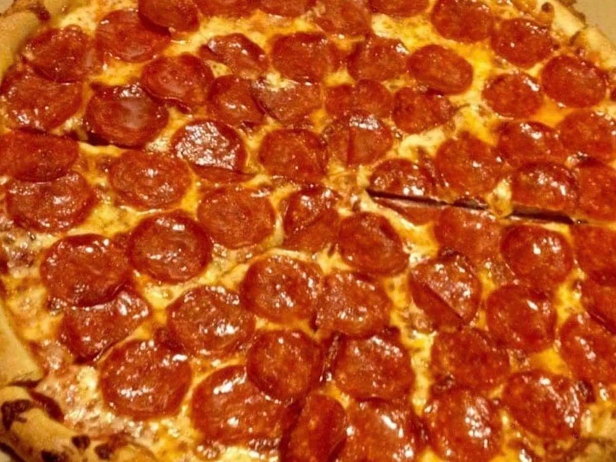 Pembroke Pizza 633 Independence Blvd E, Virginia Beach