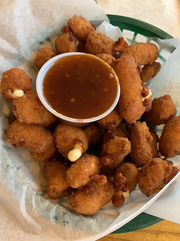 Ocean Eddie's Seafood Restaurant 1415 Atlantic Ave, Virginia Beach