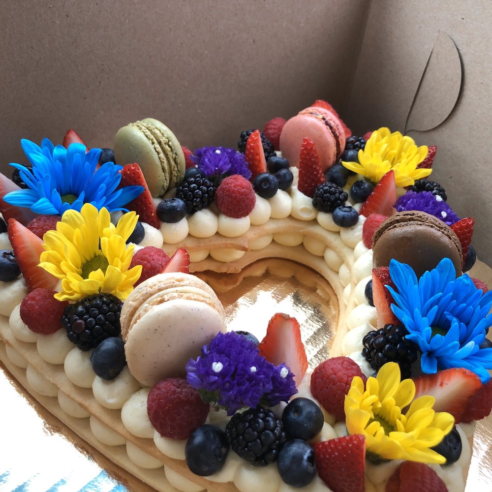 Gateaux Bakery & Cafe 1628 Independence Blvd #1500, Virginia Beach