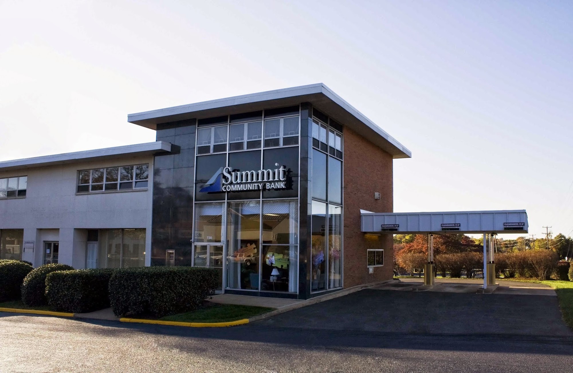 Summit Community Bank