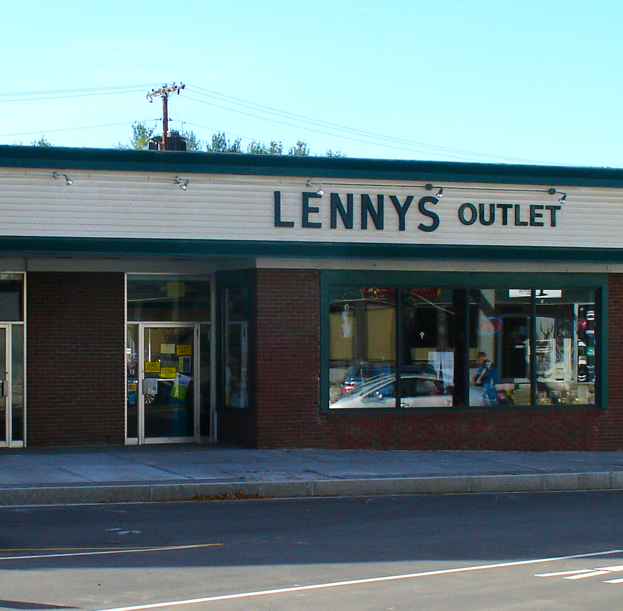 Lenny's Outlet