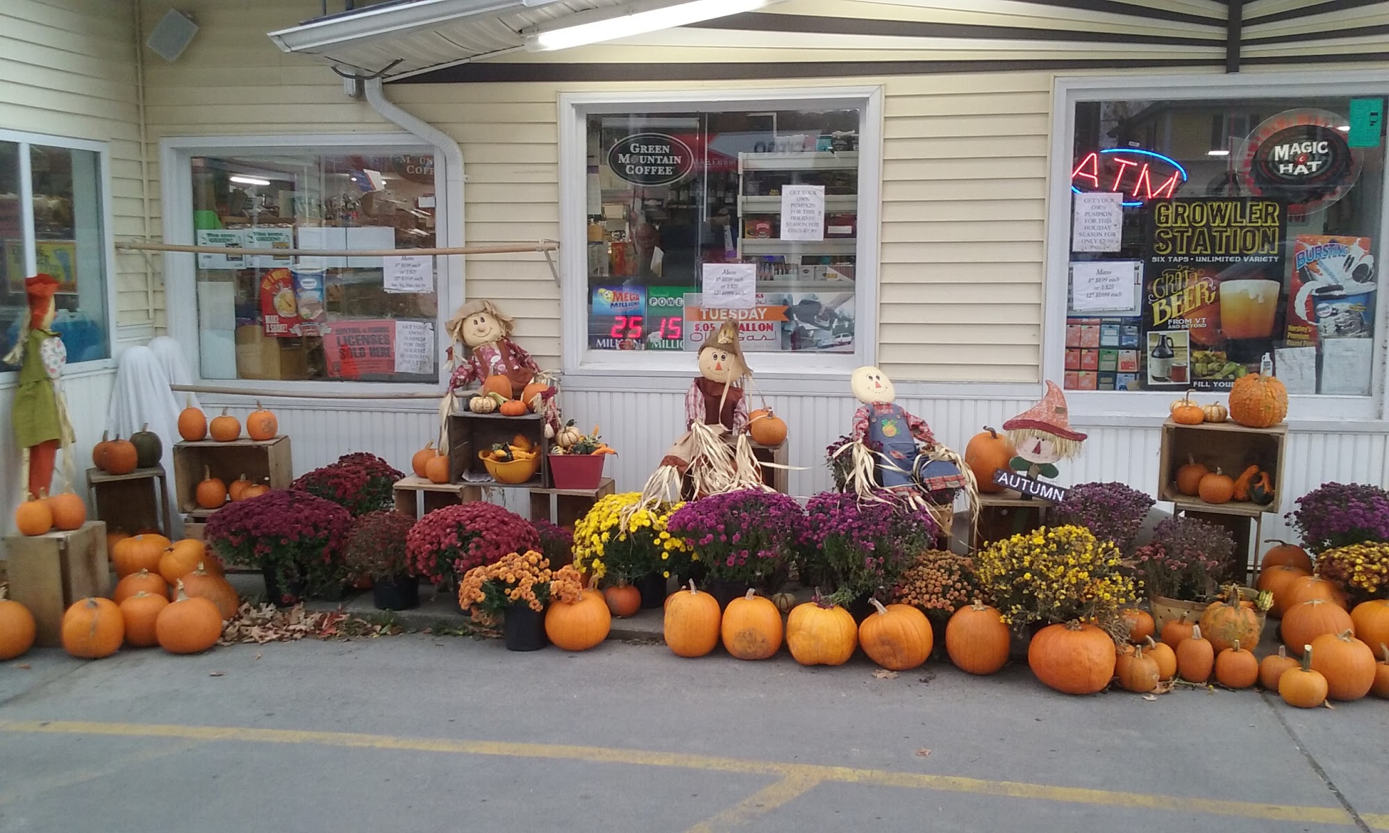 Keeler's Bay Variety Store Inc & State Liquor Store