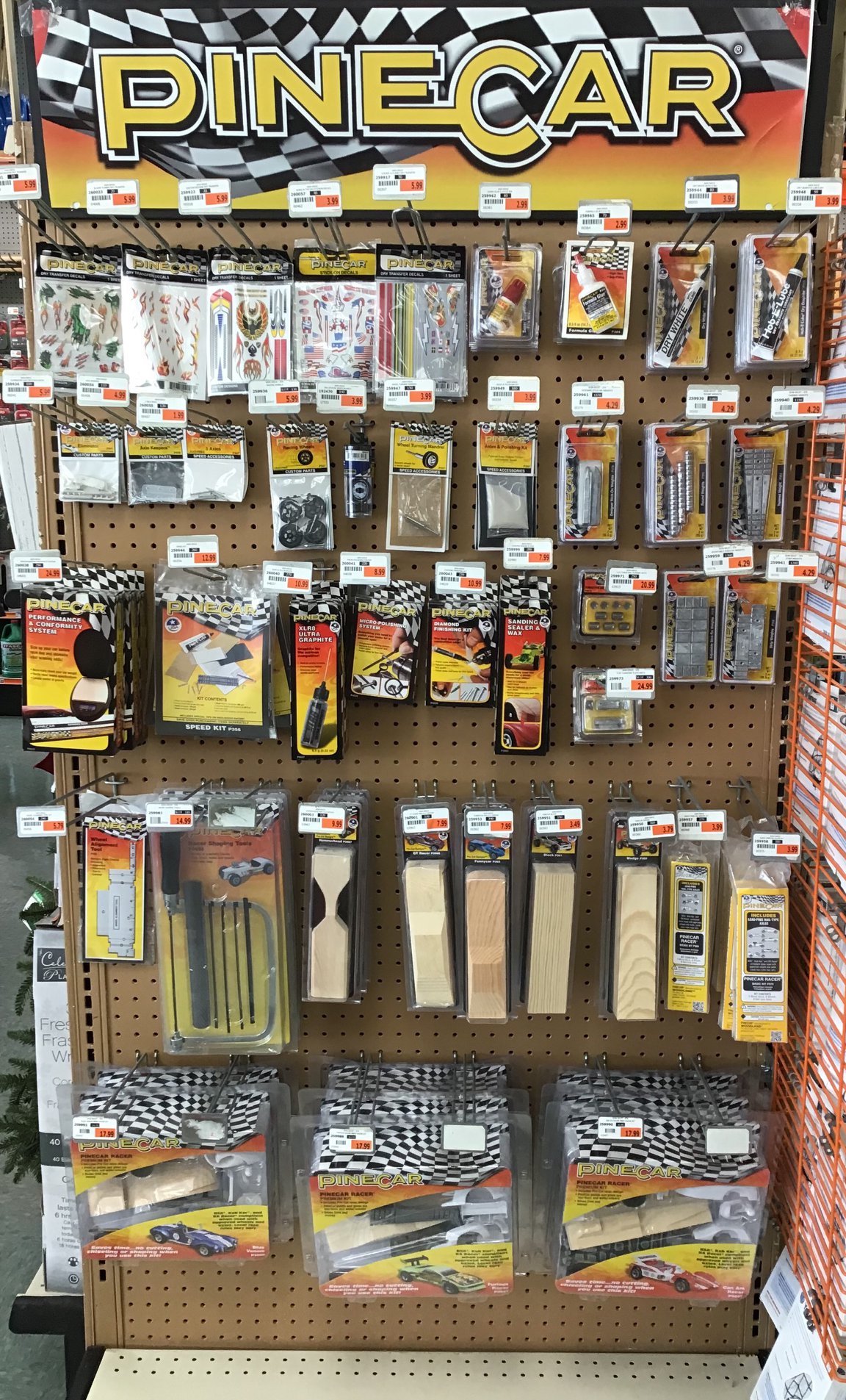 Aubuchon Hardware 145 1st St, Swanton