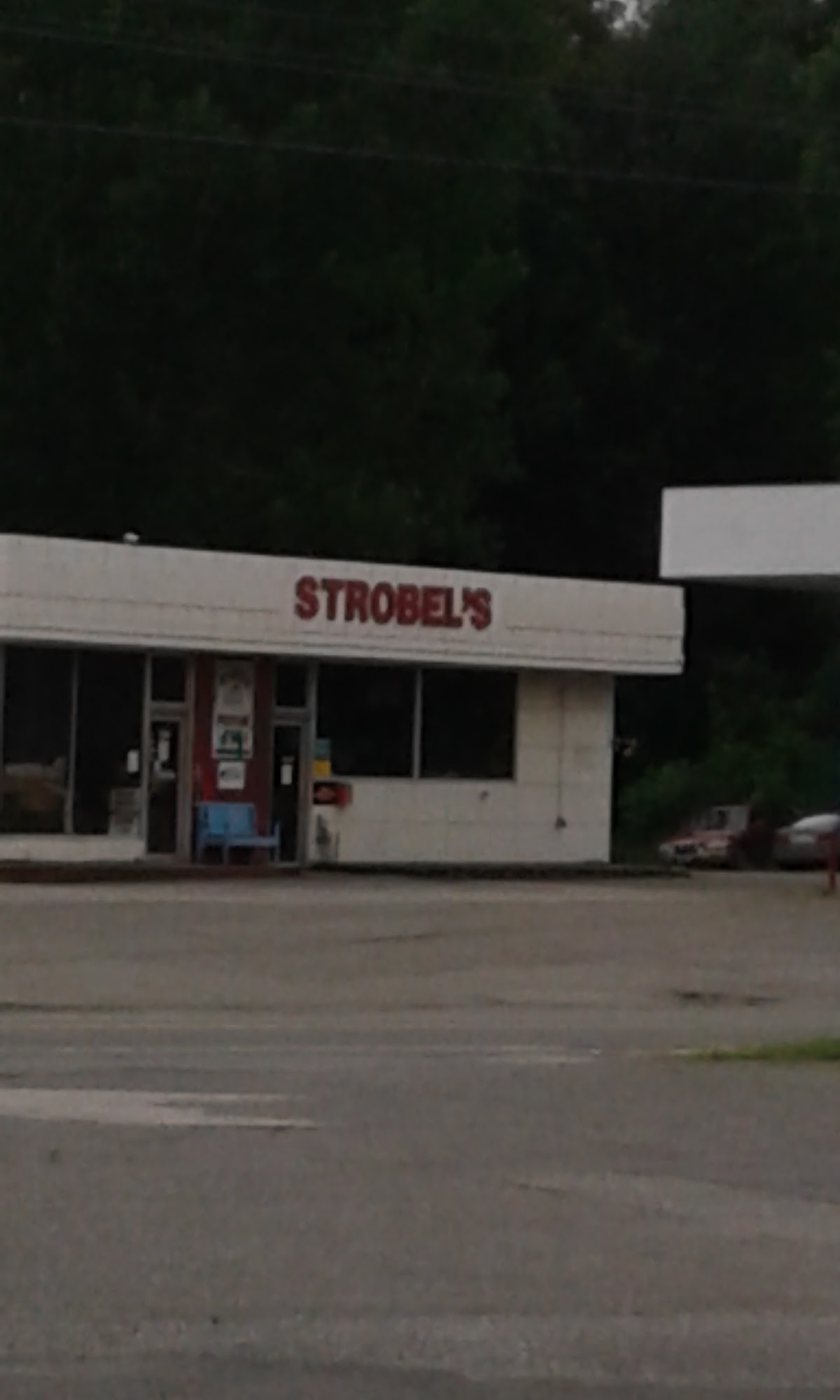Strobel’s Service Center