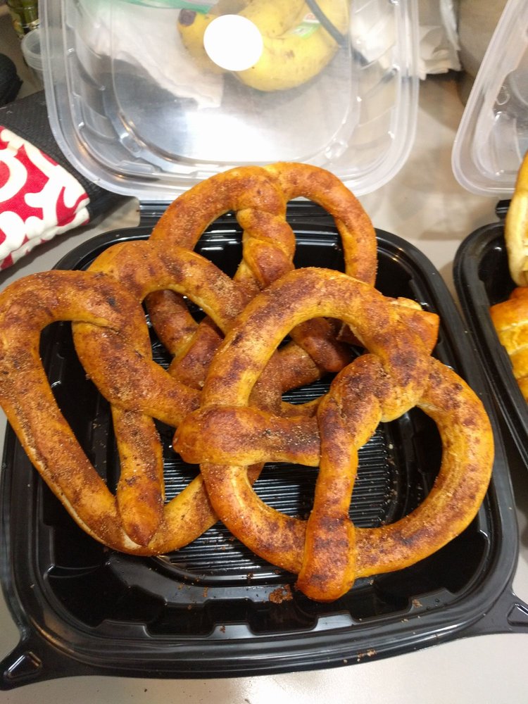 Auntie Anne's 575 Bellevue Square Space 2040, Bellevue