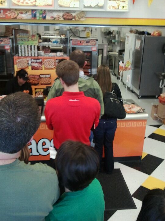 Little Caesars 14855 Main St, Bellevue