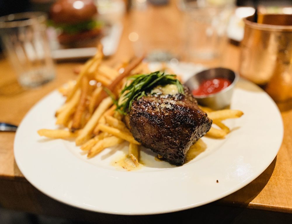 Earls Kitchen + Bar 700 Bellevue Way NE Unit 130, Bellevue