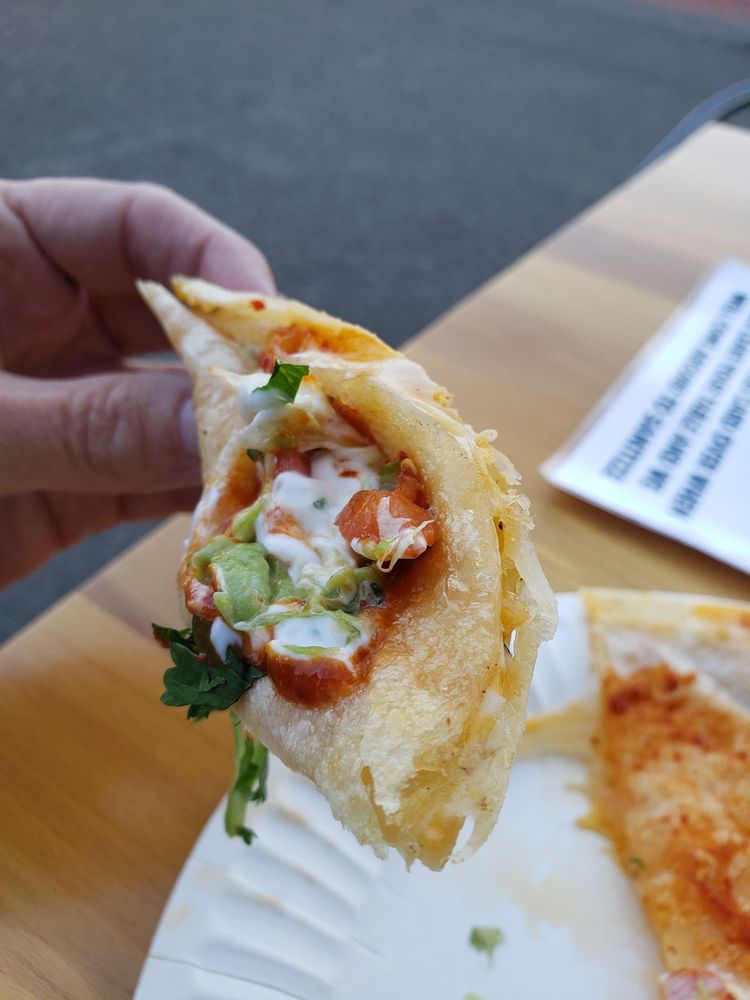 Ah! Chihuahua Taco Truck 1115 Iowa St #5820, Bellingham