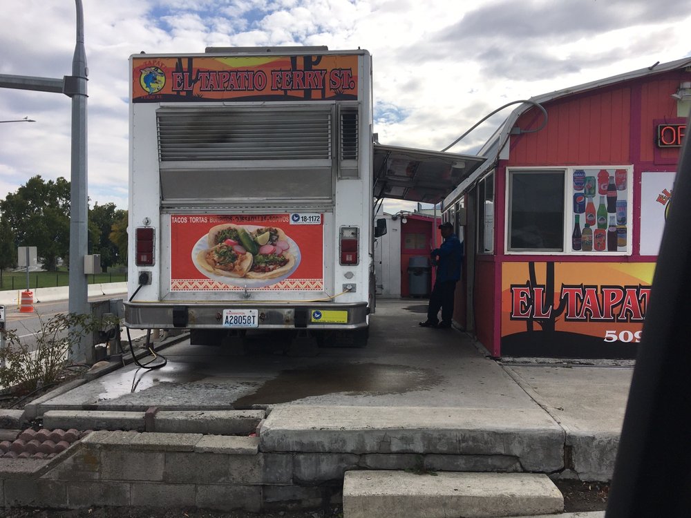 El Tapatio Taco Truck 4100-4124, Strider Loop Rd, Bellingham