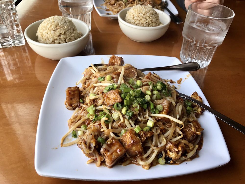 On Rice Thai Bistro 1224 Harris Ave, Bellingham