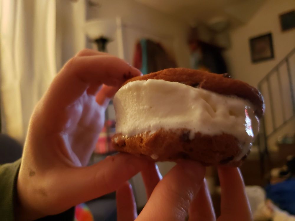 Insomnia Cookies 230 36th St, Bellingham