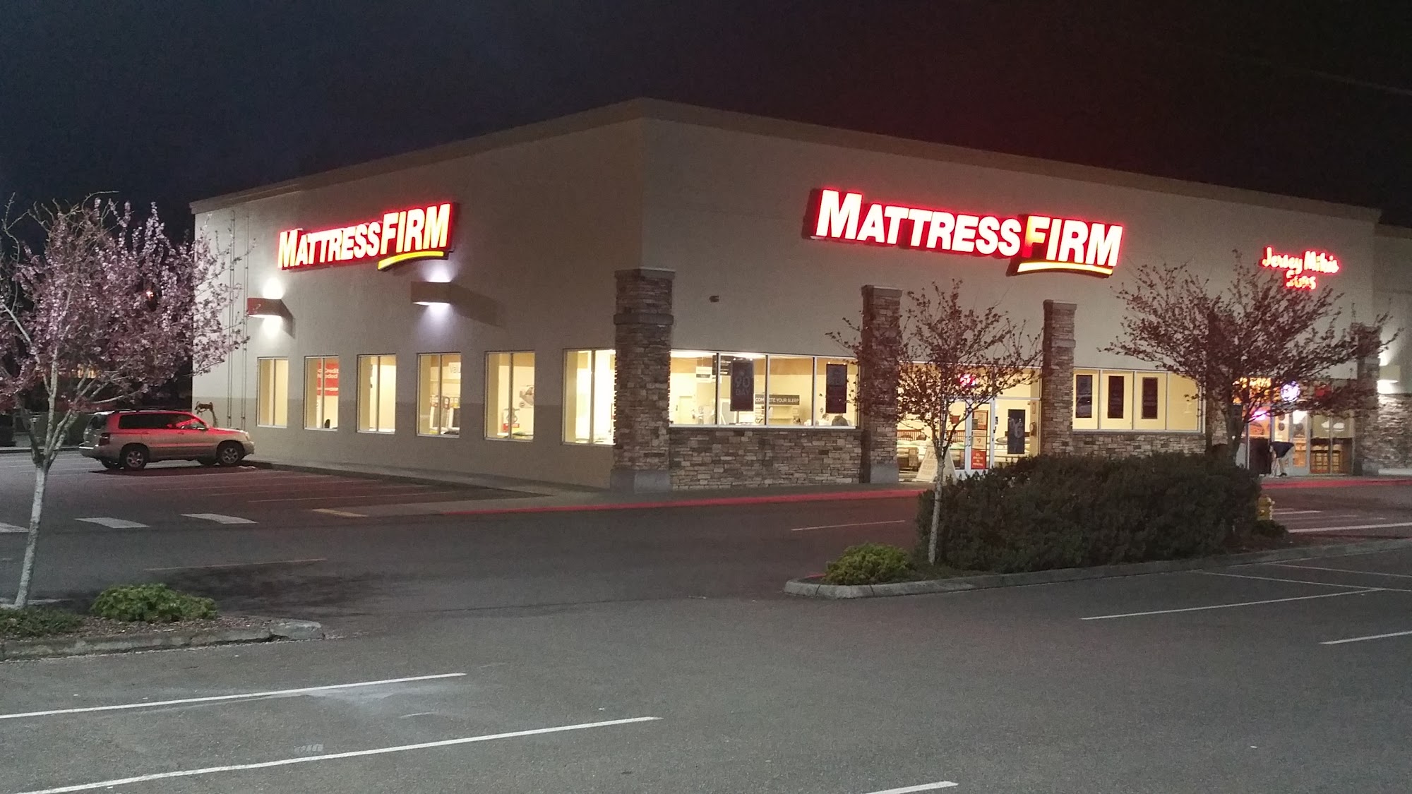 Mattress Firm Everett Mall