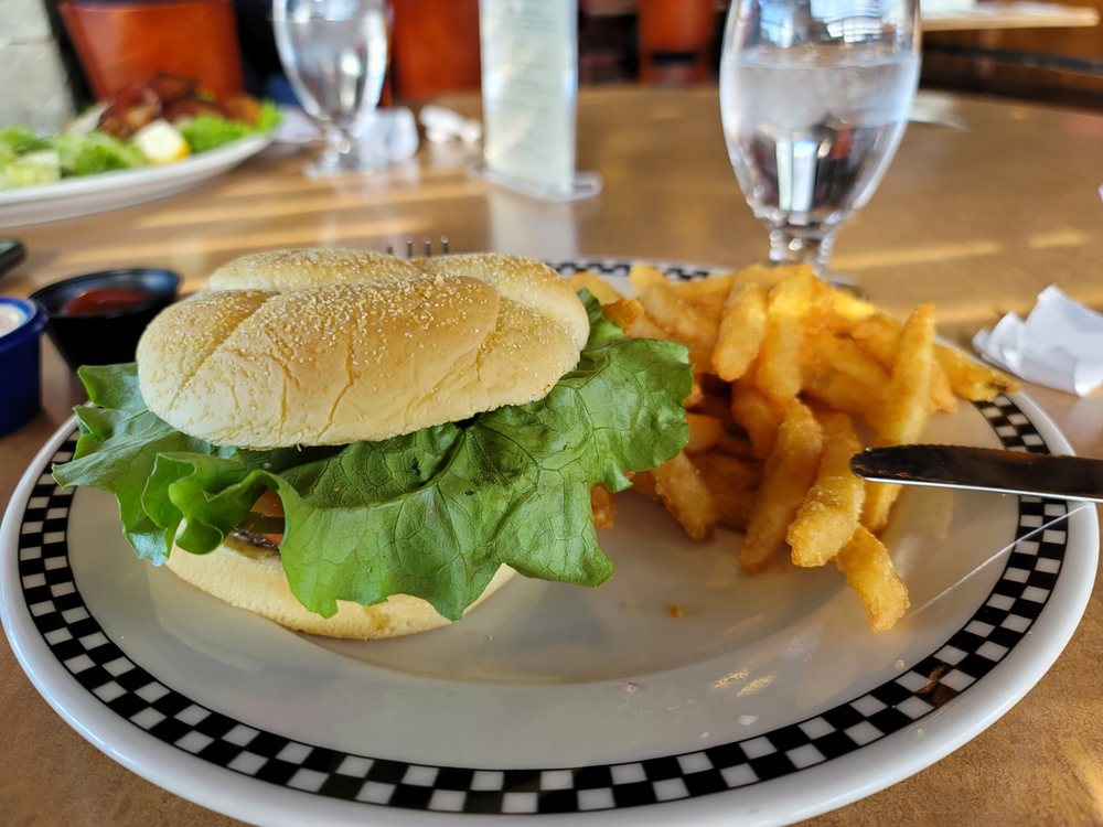 Buck's American Cafe 2901 Hewitt Ave, Everett