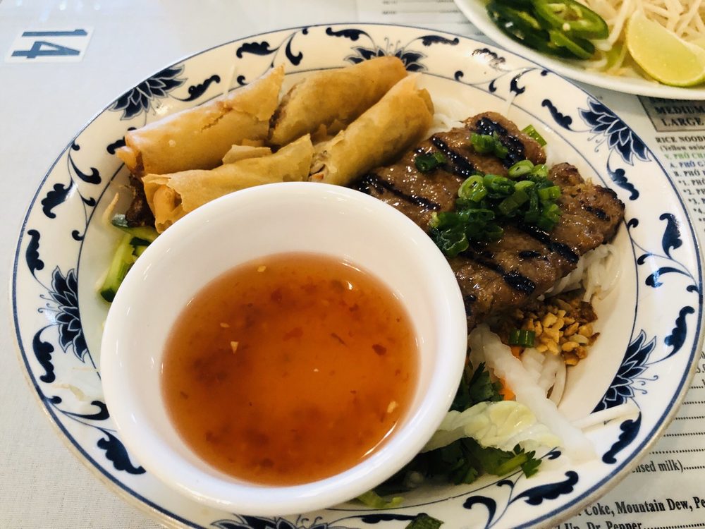 Pho Asia Noodle House 607 SE Everett Mall Way # 11, Everett