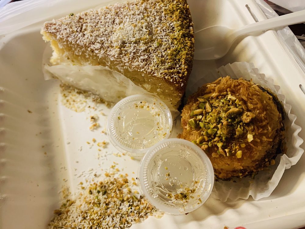 Alida's Bakery 607 SE Everett Mall Way Suite 9a, Everett