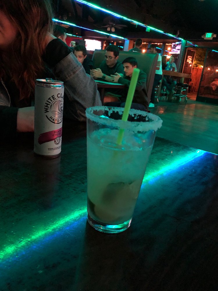 Juanita Pub 9736 NE 120th Pl, Kirkland