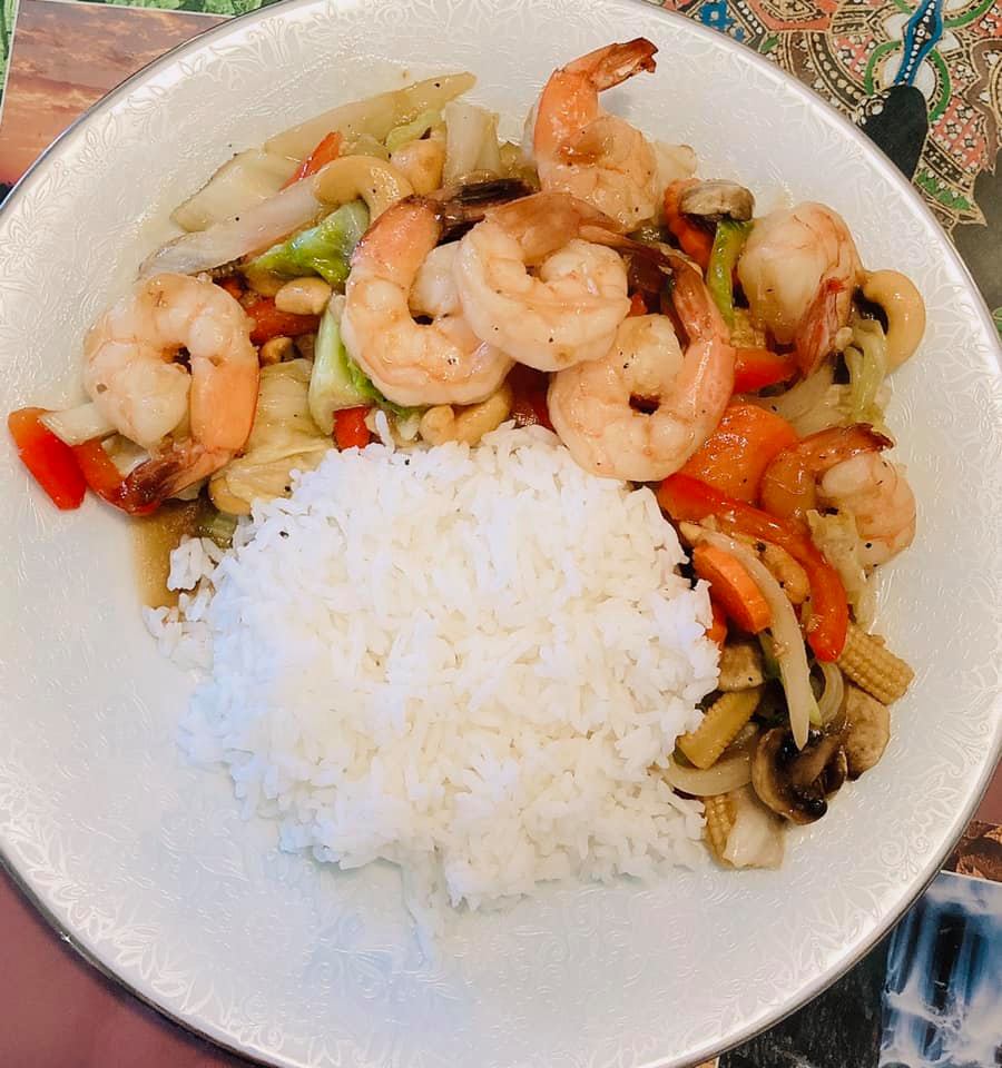 Thumra Thai Restaurant 12549 116th Ave NE, Kirkland