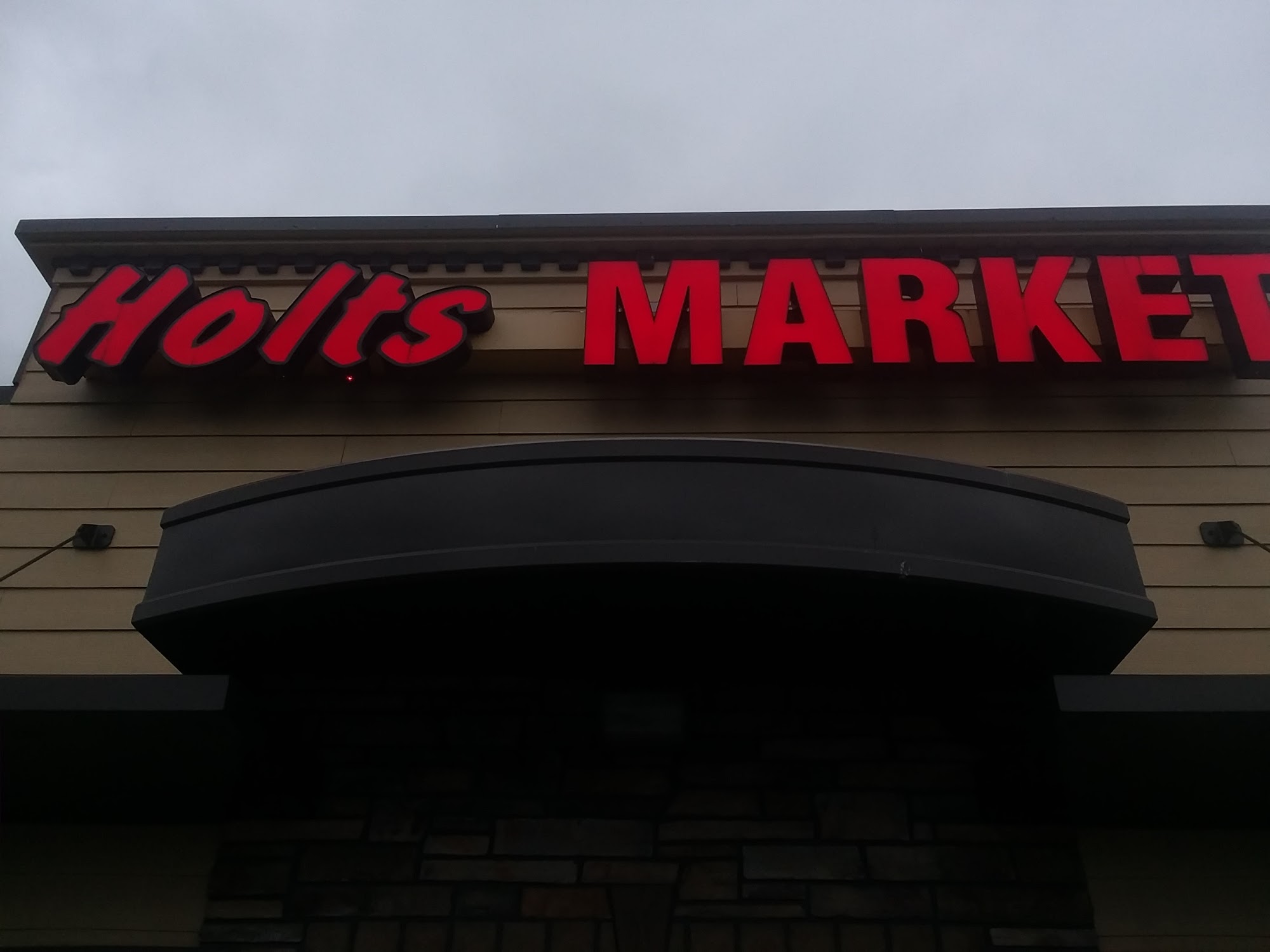 Holt's Market
