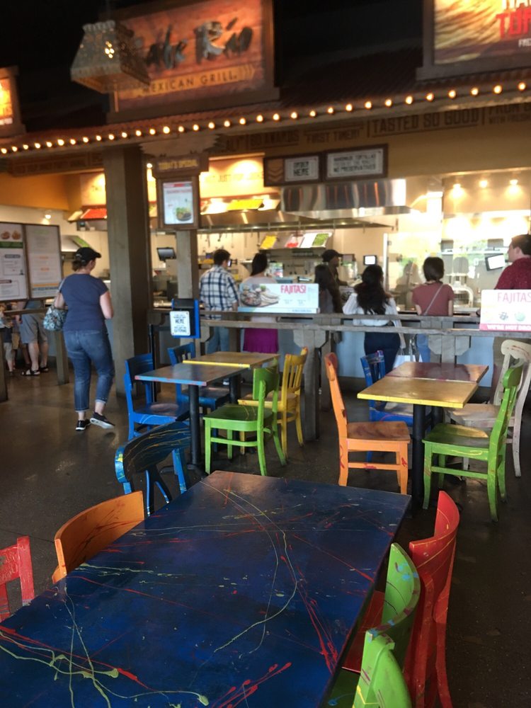 Lynnwood, WA Restaurants Open for Takeout, Curbside Service and/or