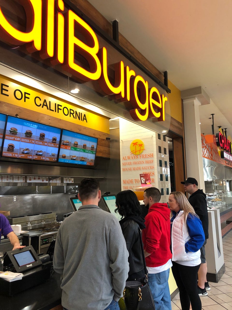 Lynnwood, WA Restaurants Open for Takeout, Curbside Service and/or