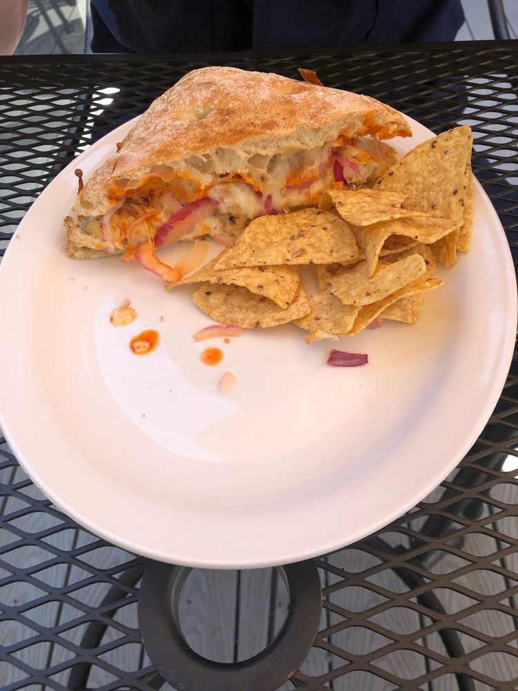 Sully's Pizza & Calzones 403 Lincoln Ave, Mukilteo