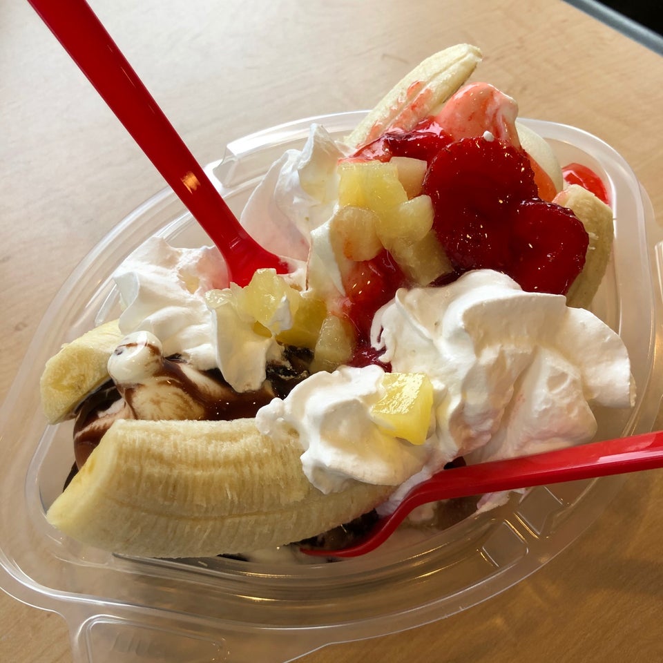 Dairy Queen Grill & Chill 16989 Redmond Way, Redmond