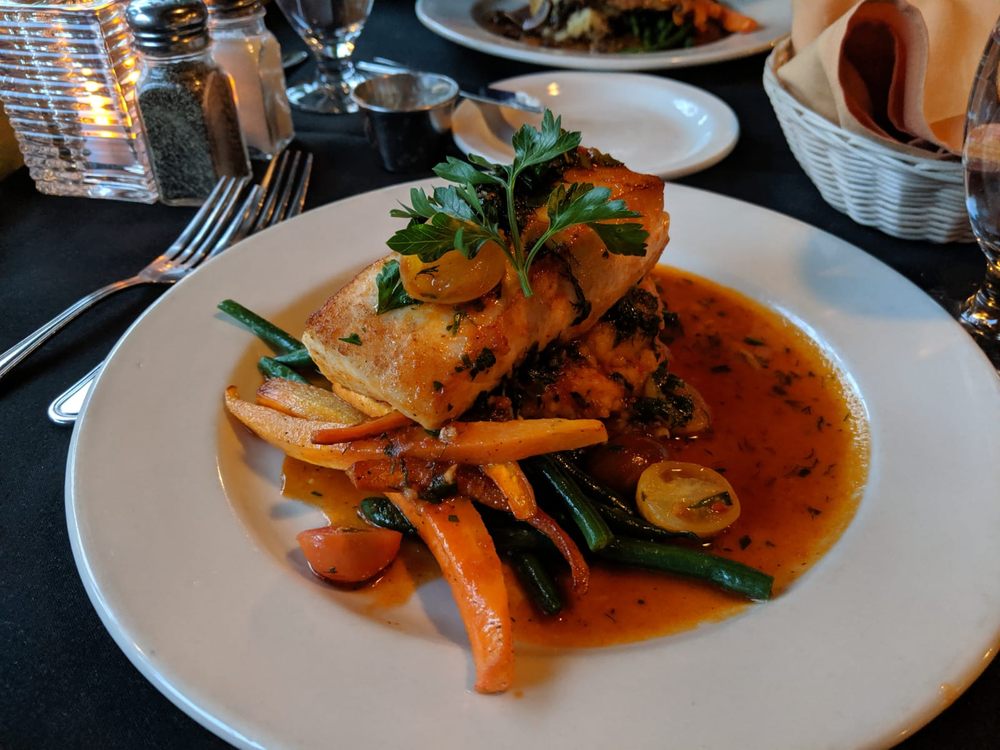 Sages Restaurant 15916 NE 83rd St, Redmond