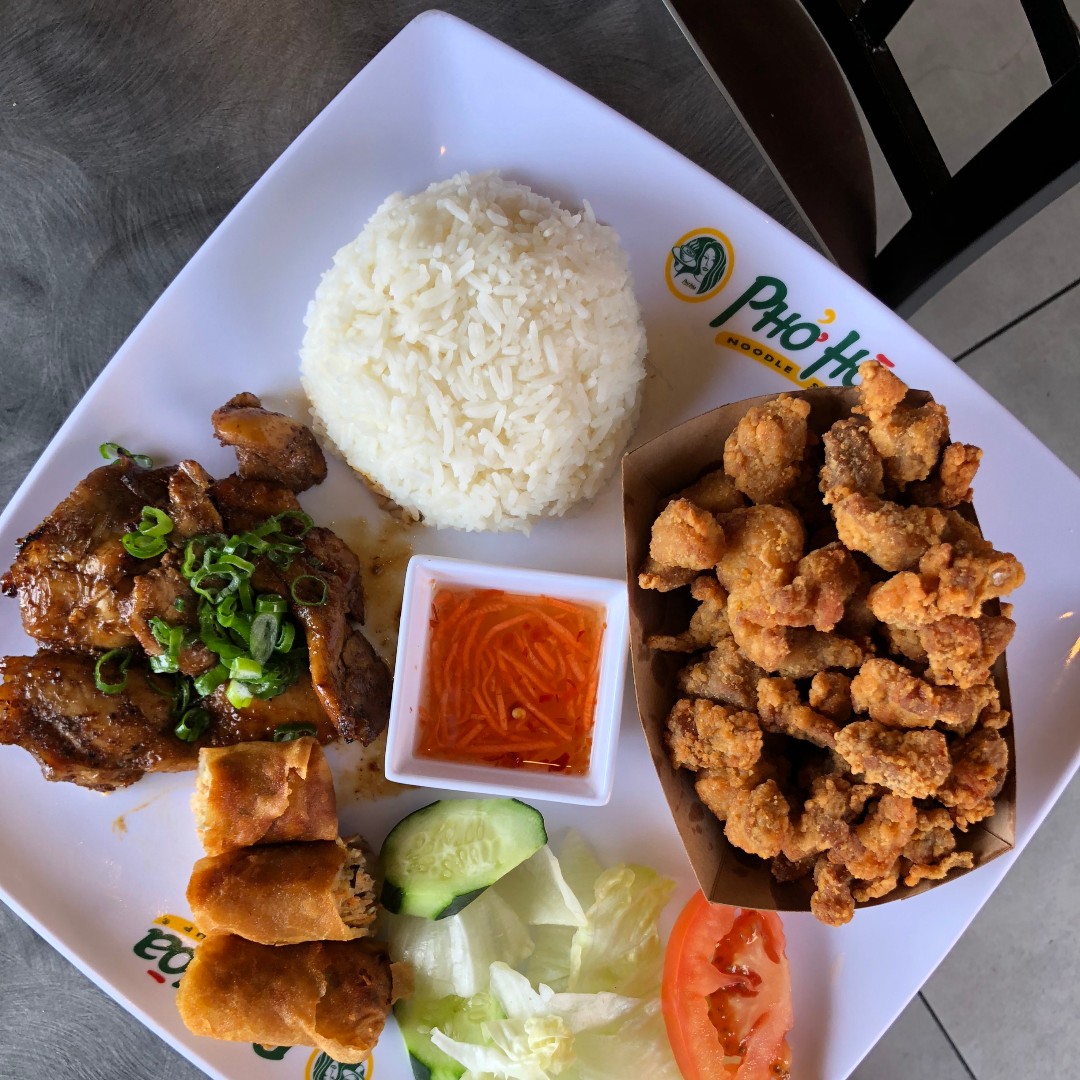 Pho Hoa + Jazen Tea - Redmond 15169 NE 24th St, Redmond