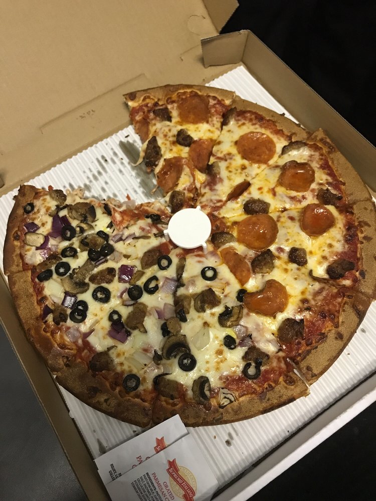 Crown Pizza 101 SW 41st St, Renton