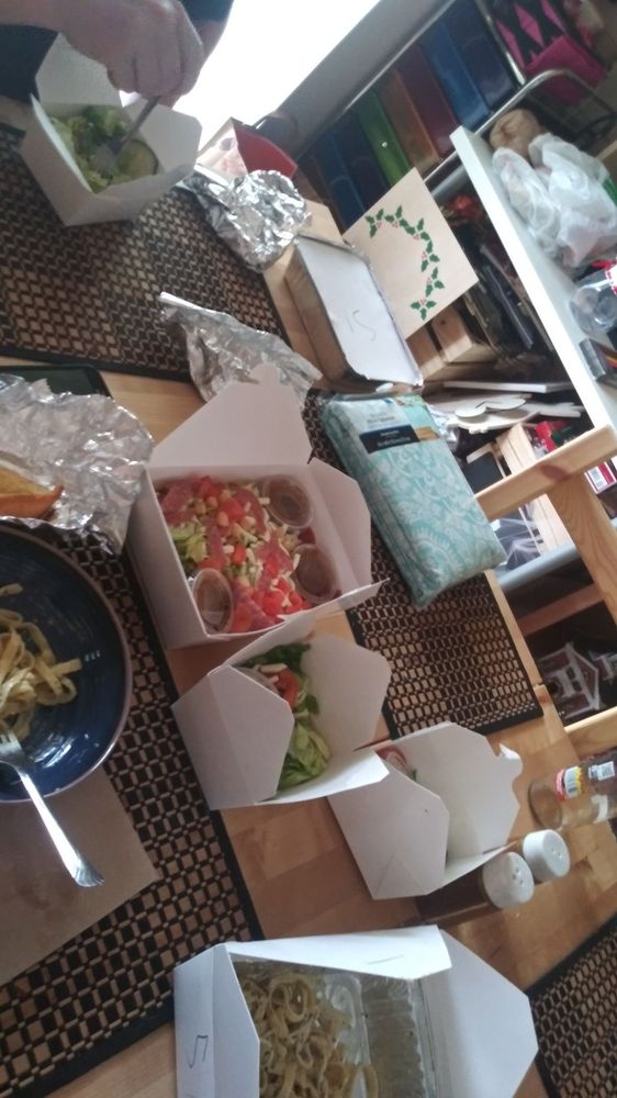 Romio's Pizza & Pasta 5823, 10727 SE Carr Rd, Renton