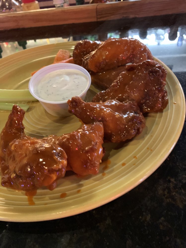 Uncle Mo's Bar and Grill 321 Williams Ave S, Renton