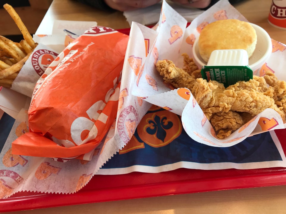 Popeyes Louisiana Kitchen 1520 SW 100th St, Seattle