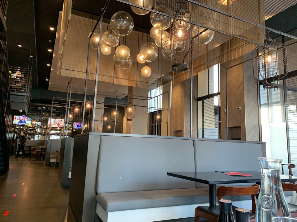 Din Tai Fung 600 Pine St #403, Seattle