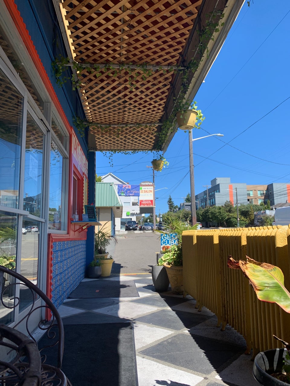 Geo's Cuban Bar & Grill 10515 Greenwood Ave N, Seattle