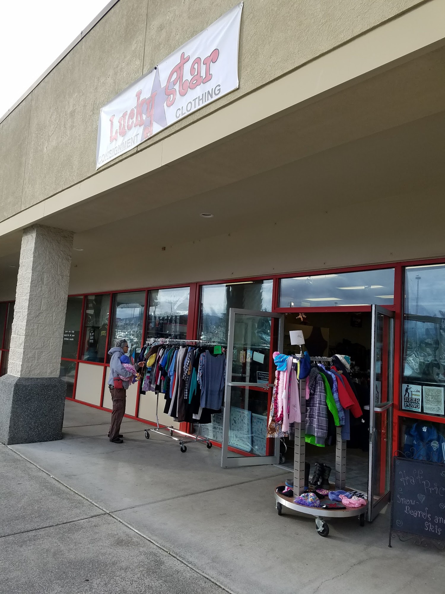 Lucky Star Consignment Clothing Sequim