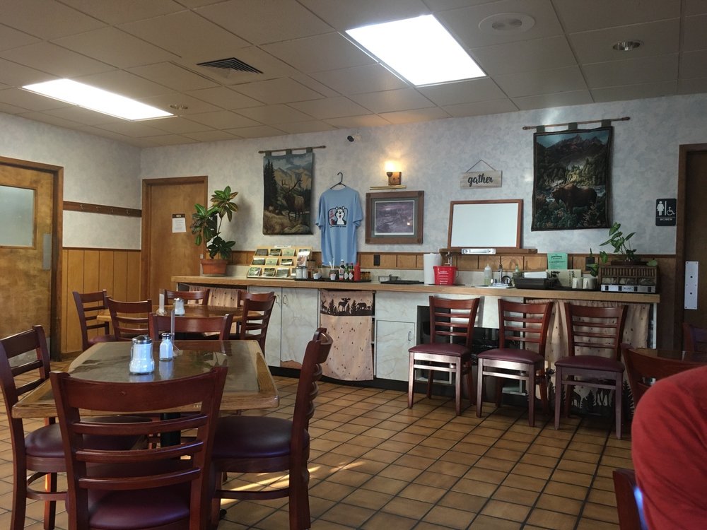 Sportsman Cafe & Lounge 6410 N Market St, Spokane