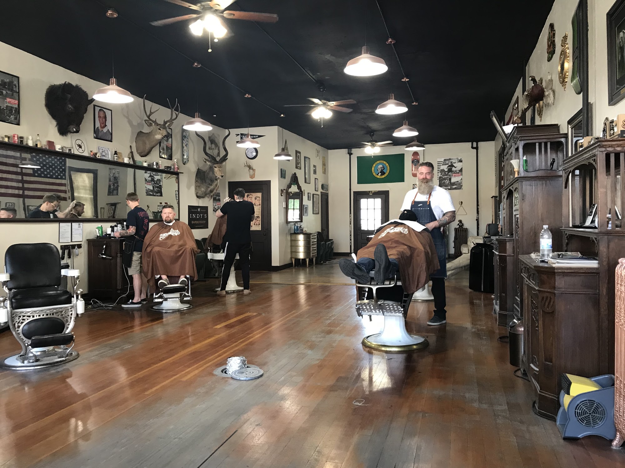 Indy’s Barbershop