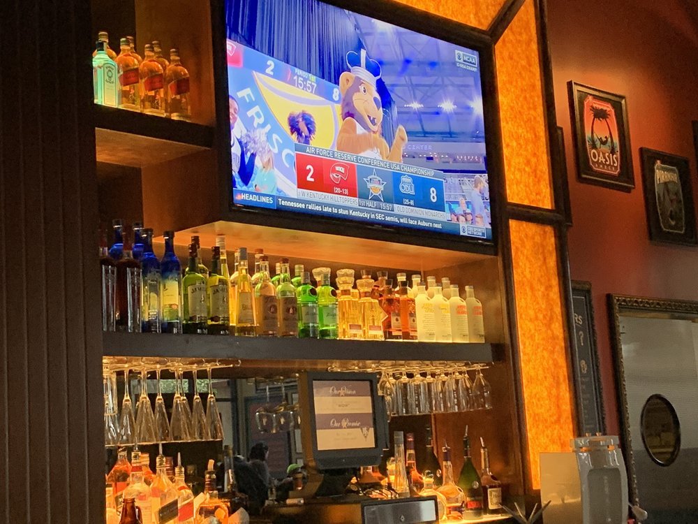 BJ's Restaurant & Brewhouse 4502 S Steele St Ste 1500, Tacoma