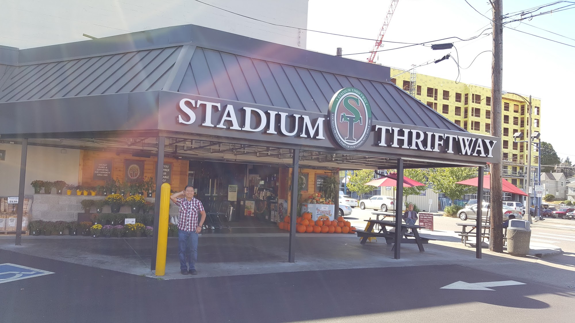 Stadium Thriftway