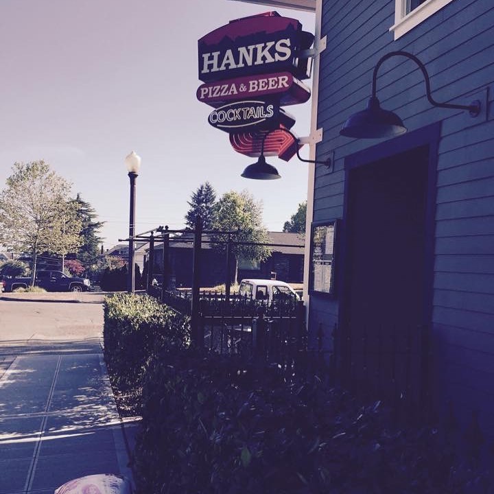 Hank's Bar and Grill 524 N K St, Tacoma