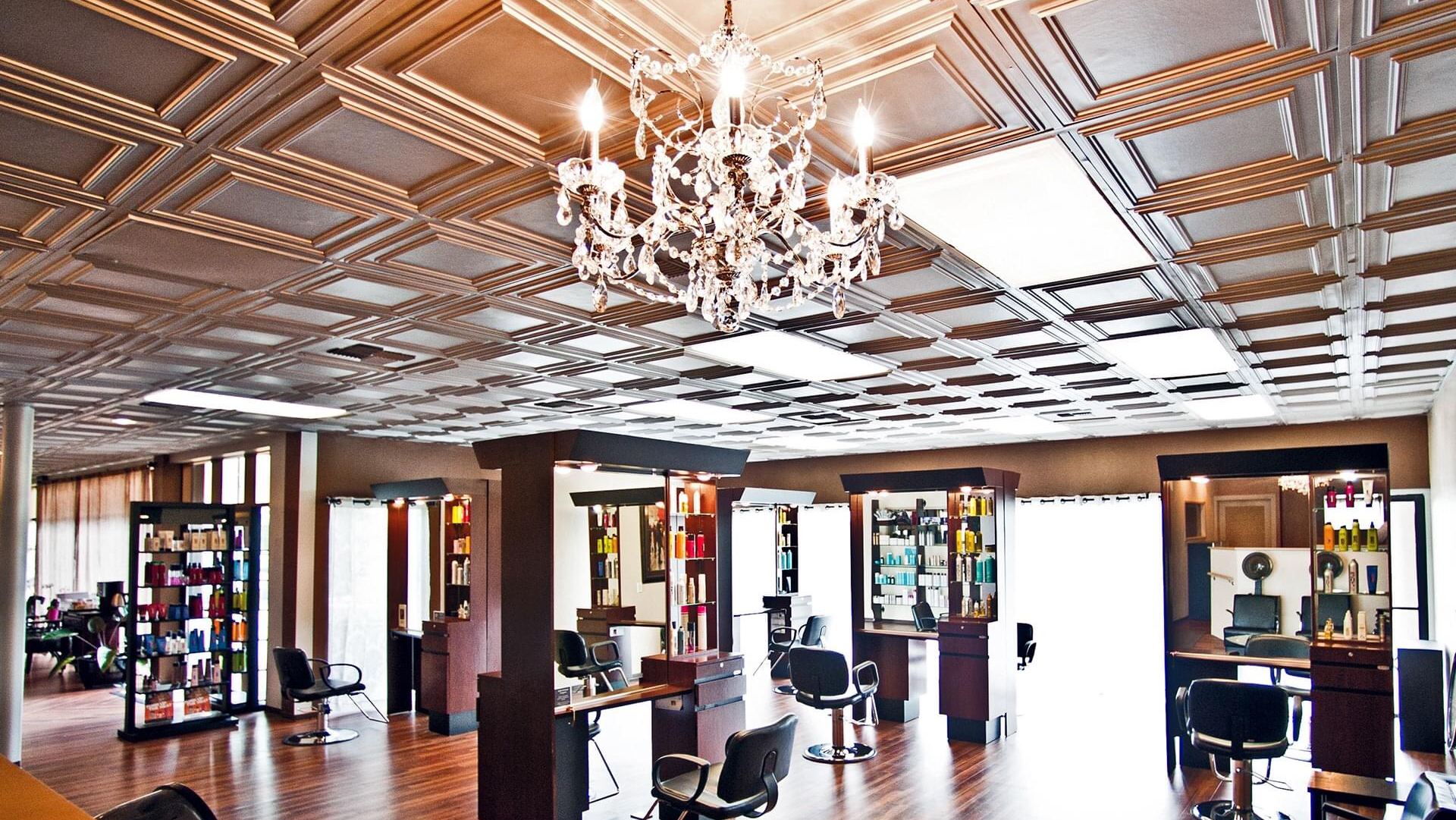 Lux Salon & Spa