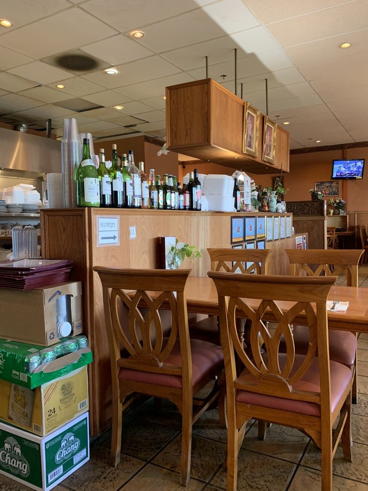 Thai Hut 1901 S 72nd St, Tacoma