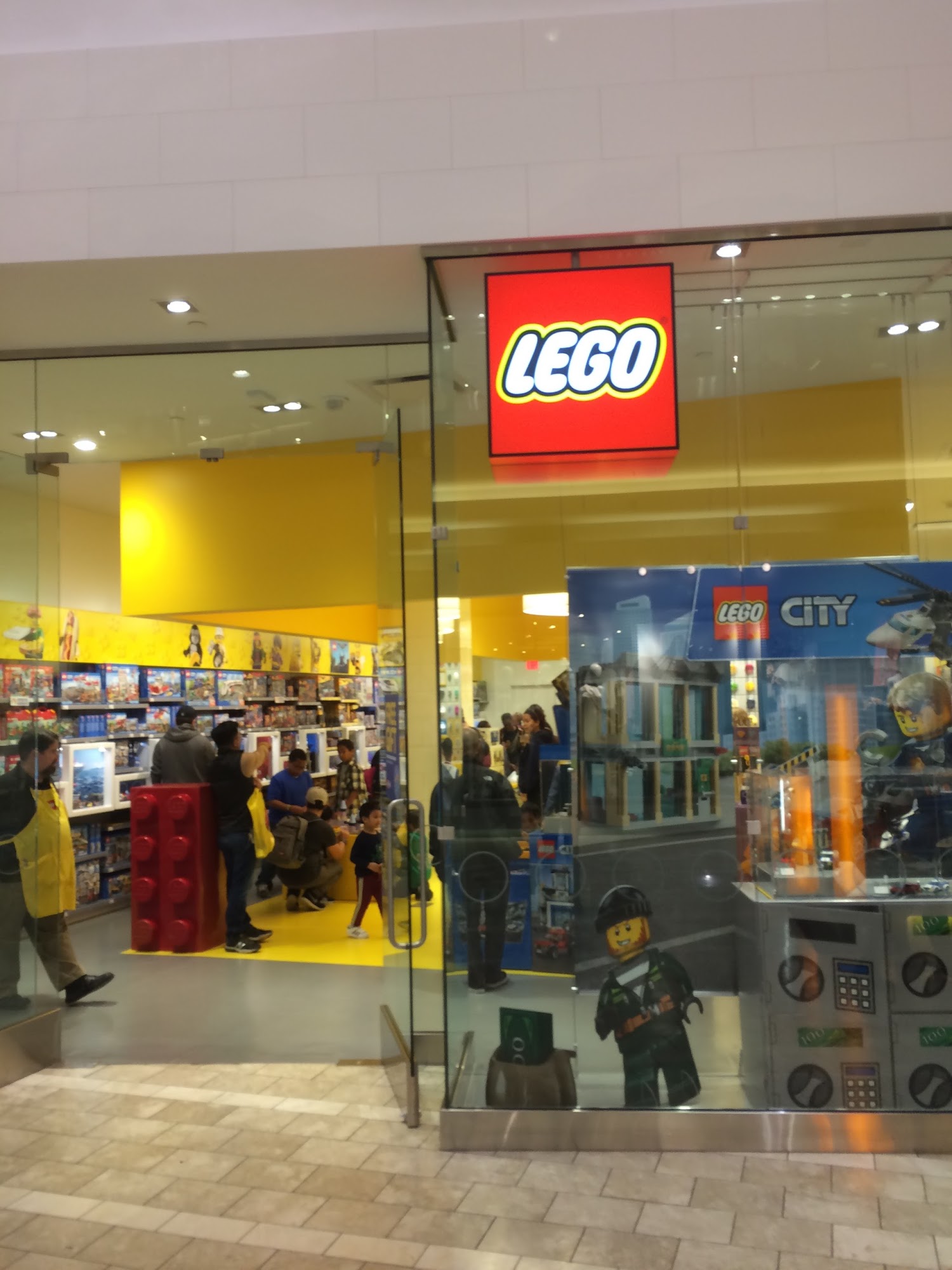 The LEGO® Store Southcenter