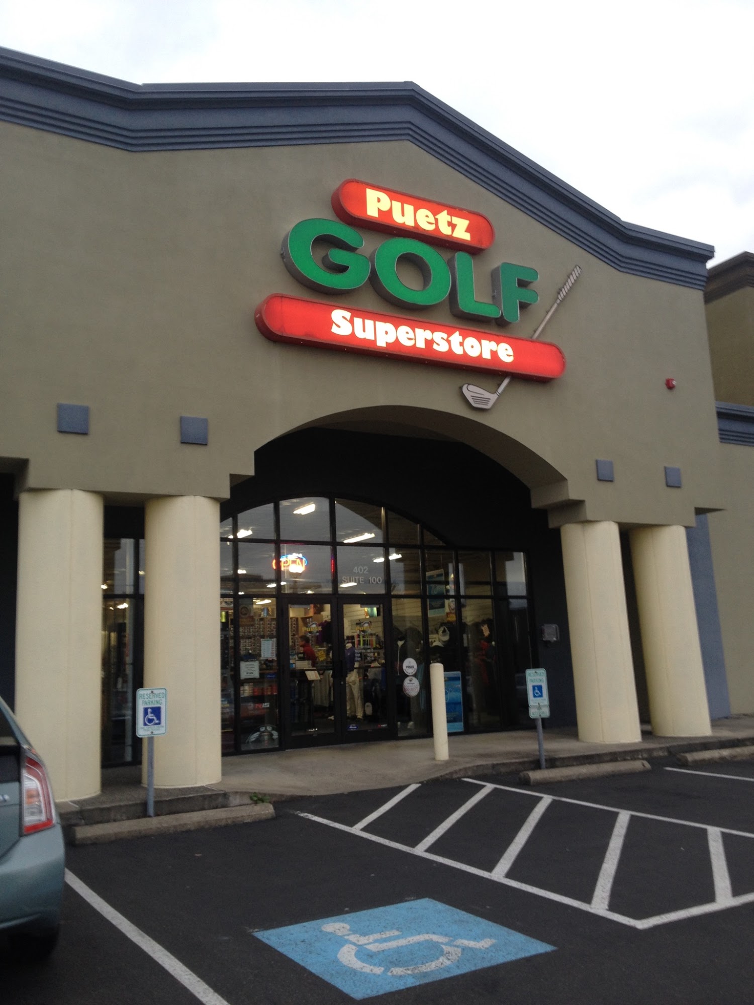 Puetz Golf Tukwila Superstore