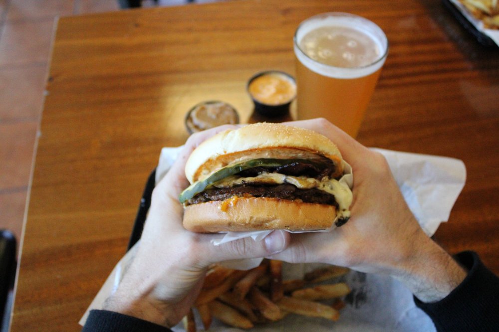 Killer Burger 1525 SE 164th Ave, Vancouver