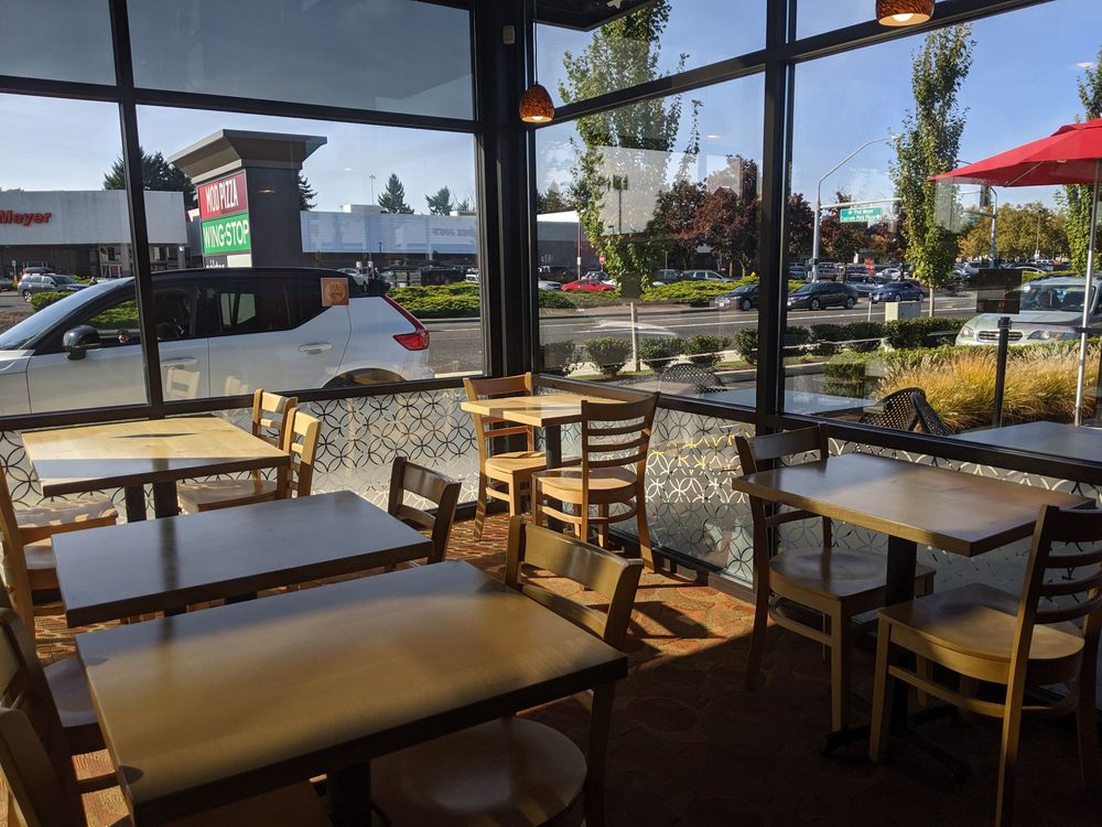 Cafe Yumm! 305 SE Chkalov Dr Ste 128, Vancouver