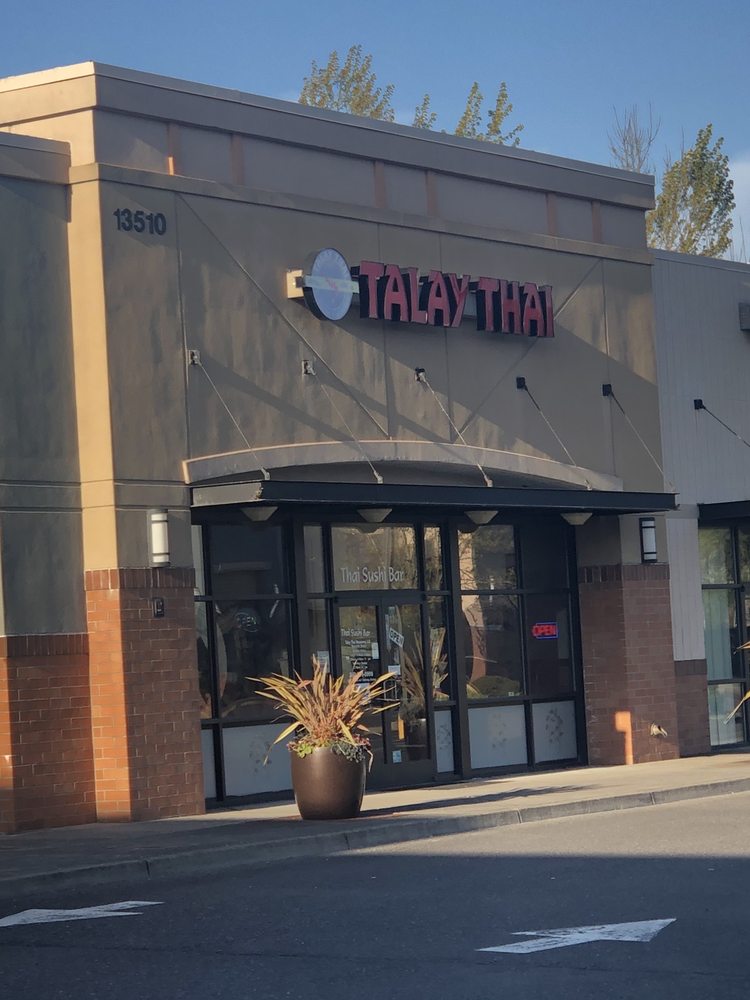 Talay Thai Cuisine 13510 NE 84th St #109, Vancouver